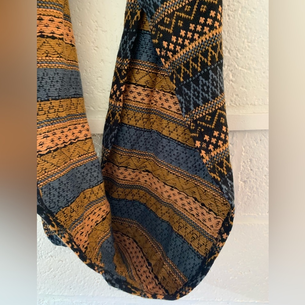 Knit Element Scarf - Picture 2 of 4